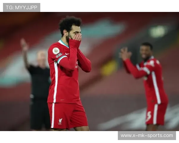 利物浦斜线推进迅速，萨拉赫凌空抽射爆框