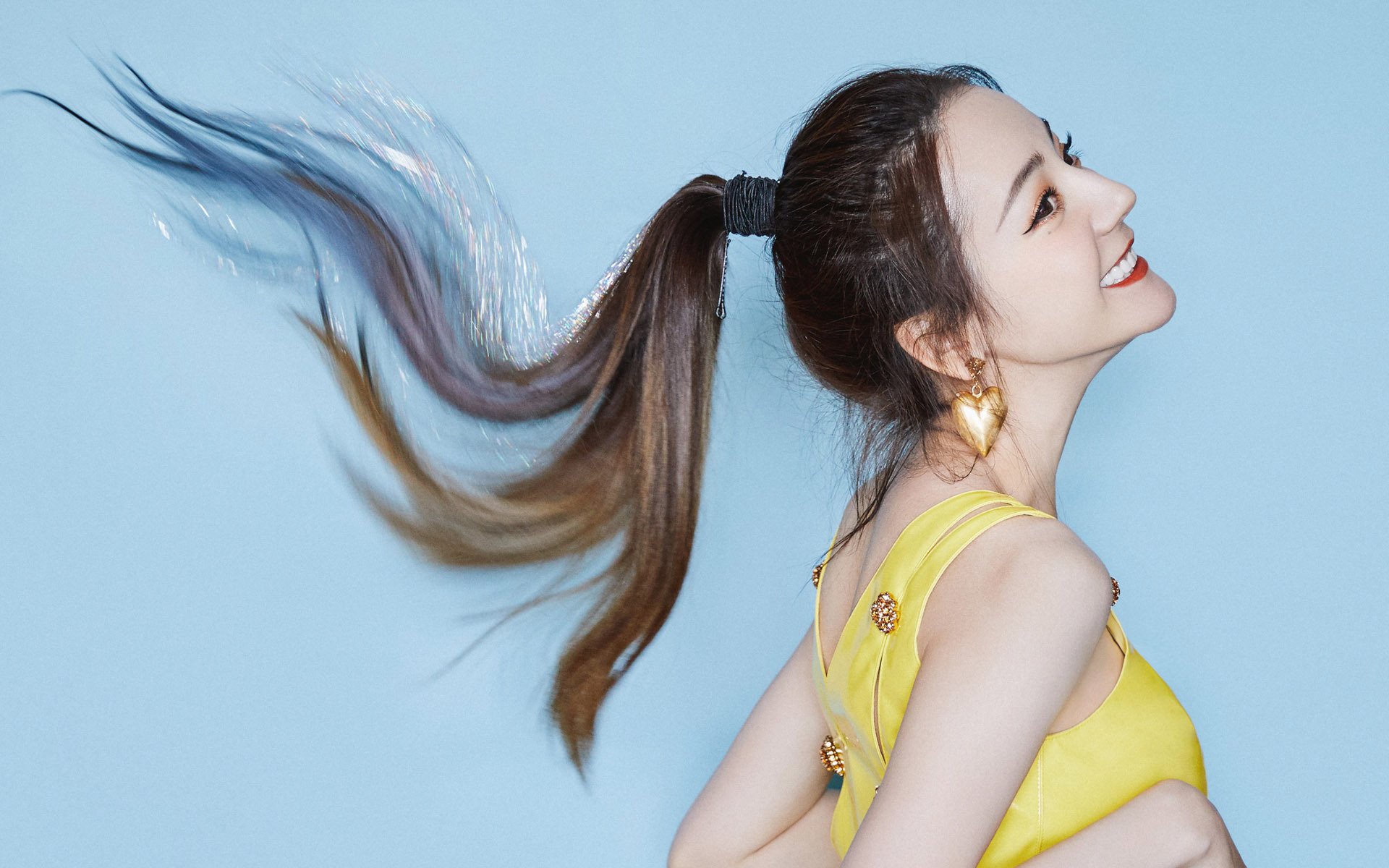 决赛红牌事件引发广泛争议,红牌对比赛的影响