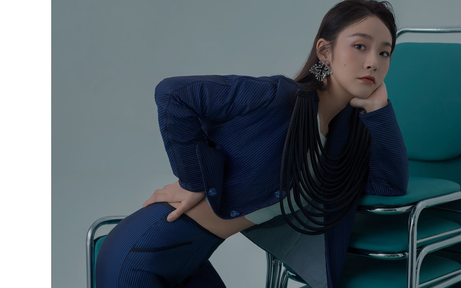 巴黎圣日耳曼战术调整遭质疑，巴黎圣日耳曼最新阵型