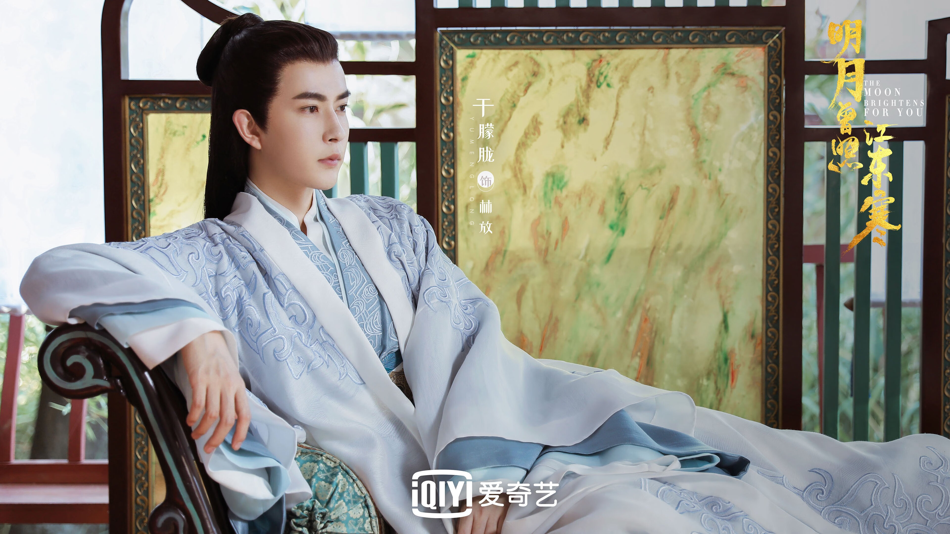 球员在节奏变化中如何调整持球姿态,持球姿势