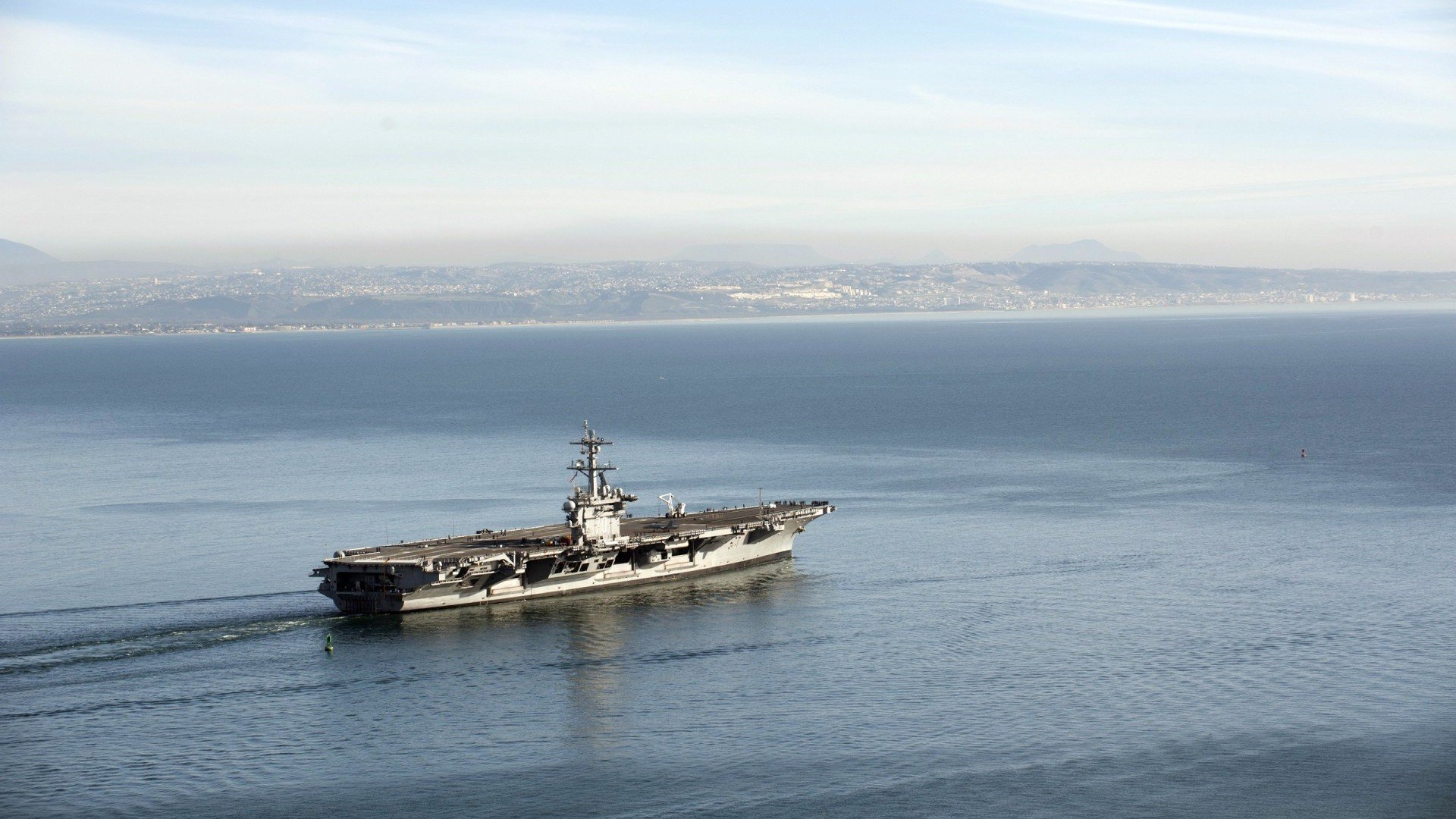 PSG锋线效率不足致命失误频发——球队问题的深层剖析